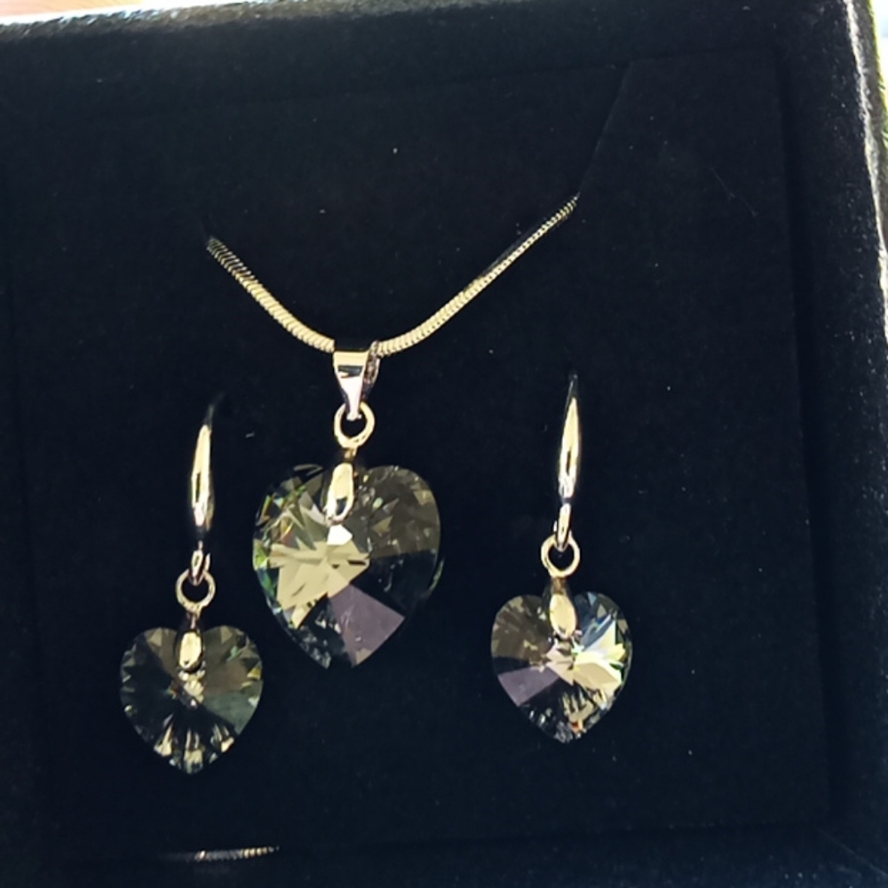 Sterling silver black diamond heart  w/ earings